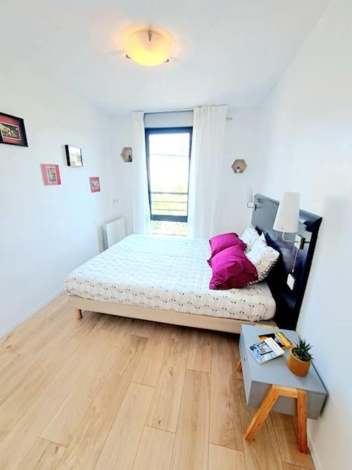 Le Valmy: Appartement Lumineux Au Pied Du Metro Lyon Dış mekan fotoğraf
